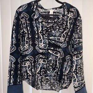 H&M Navy and White Paisley Button Down Shirt